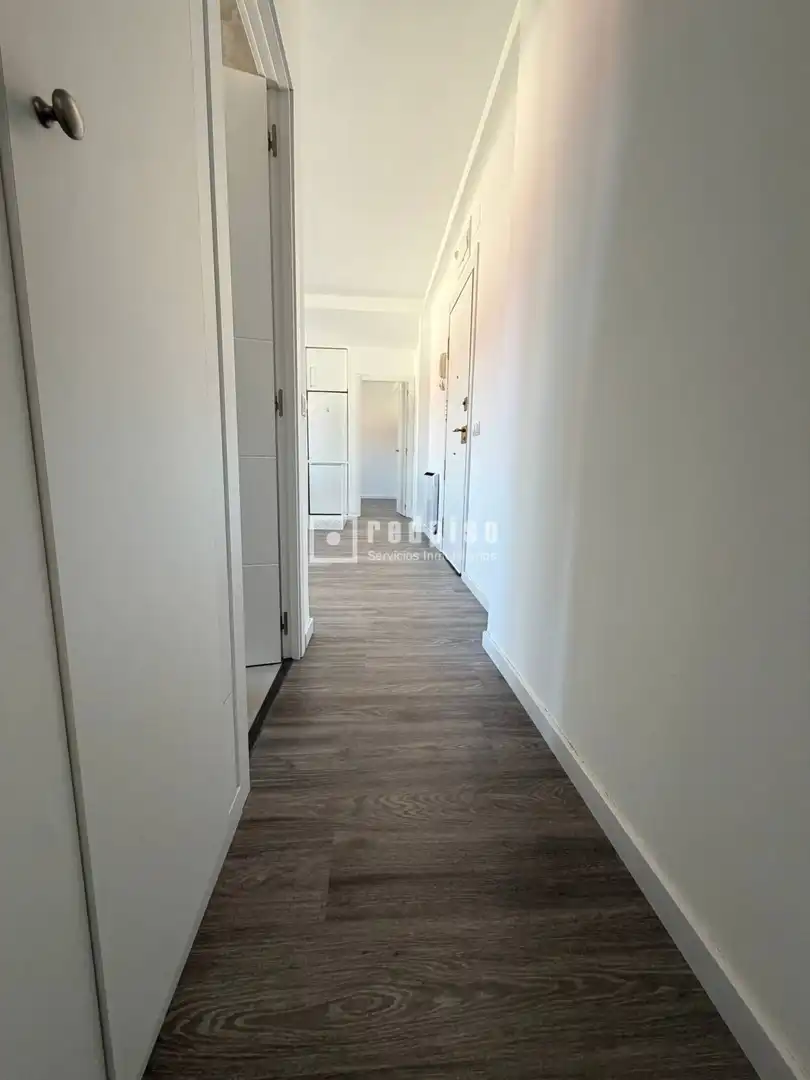Flat for sale in Madrid  with Air Conditioner and Heating