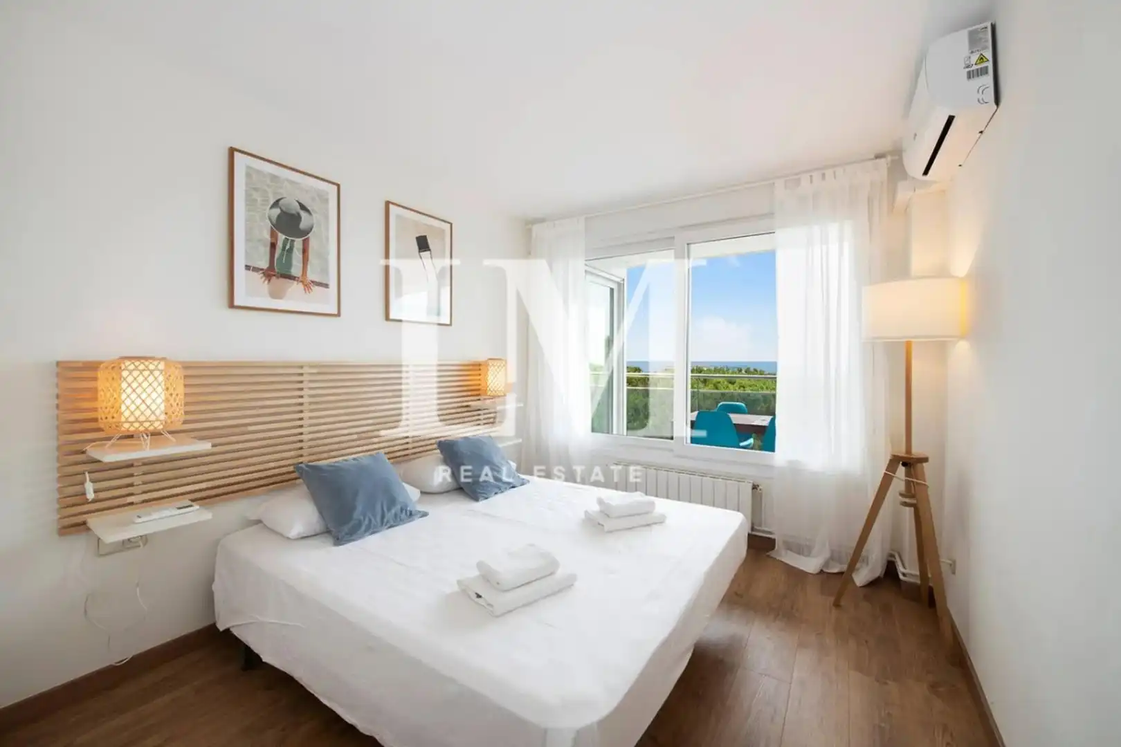 Habitación de Apartamento de alquiler en Gavà con Aire acondicionado, Terraza y Amueblado