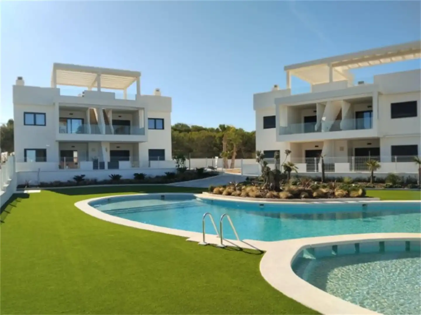 Casa o chalet en venta en Avenida de Denia, 7, Los Balcones - Los Altos