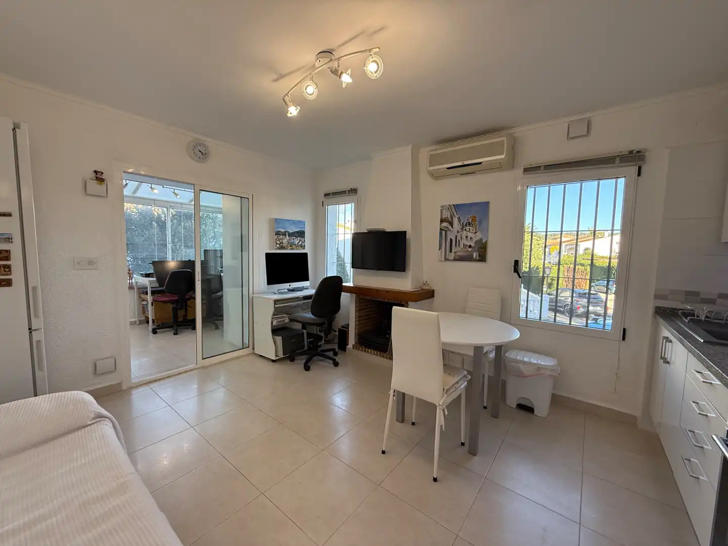 Sala de estar de Planta baja en venta en Dénia con Aire acondicionado, Calefacción y Jardín privado