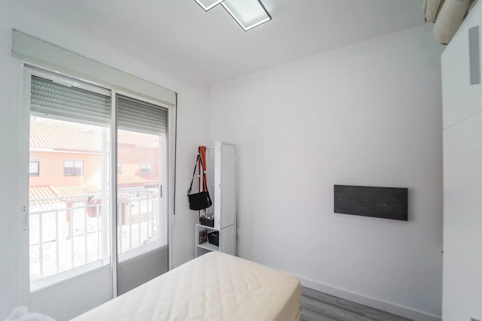 Habitación de Casa adosada en venta en Cedillo del Condado con Calefacción, Jardín privado y Terraza
