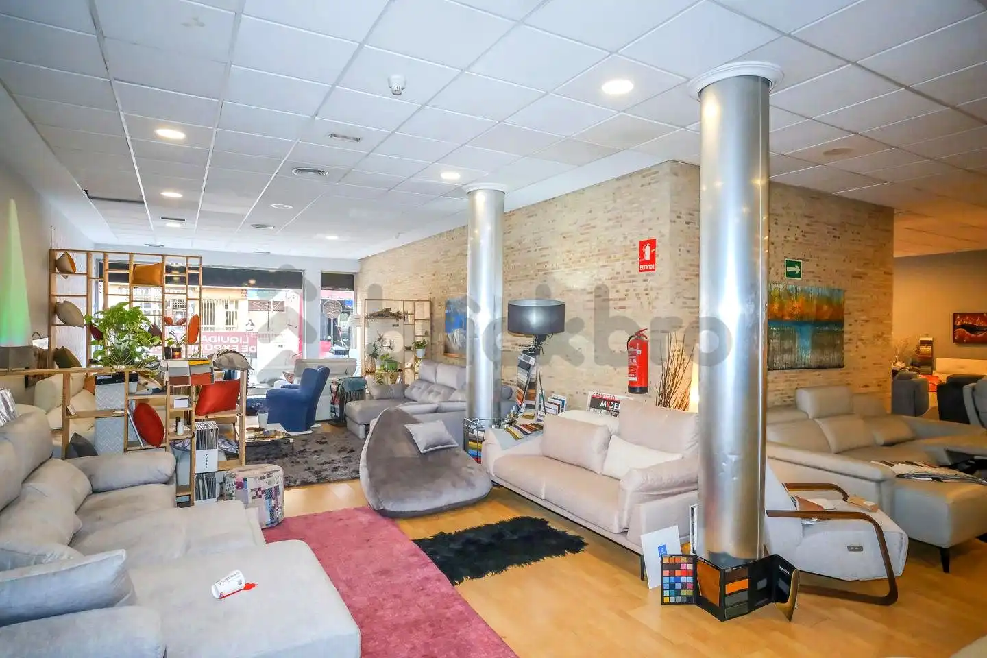 Commercial properties for sale in Valencia  with Air Conditioner