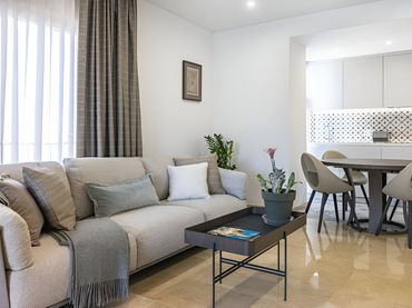 Dúplex con piscina en venta en Milla de Oro