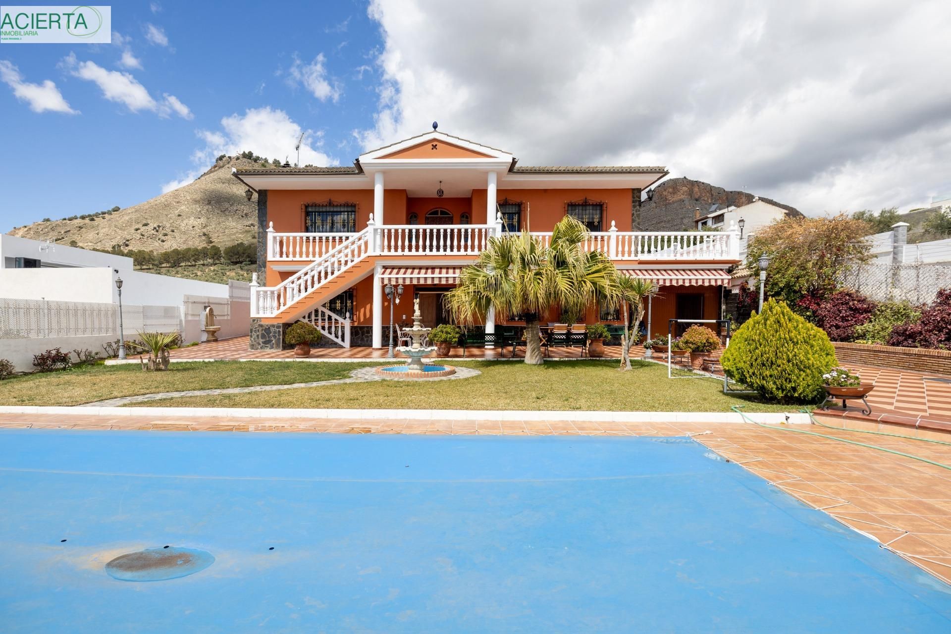 Exterior view of House or chalet for sale in Atarfe  with Air Conditioner, Private garden and Terrace