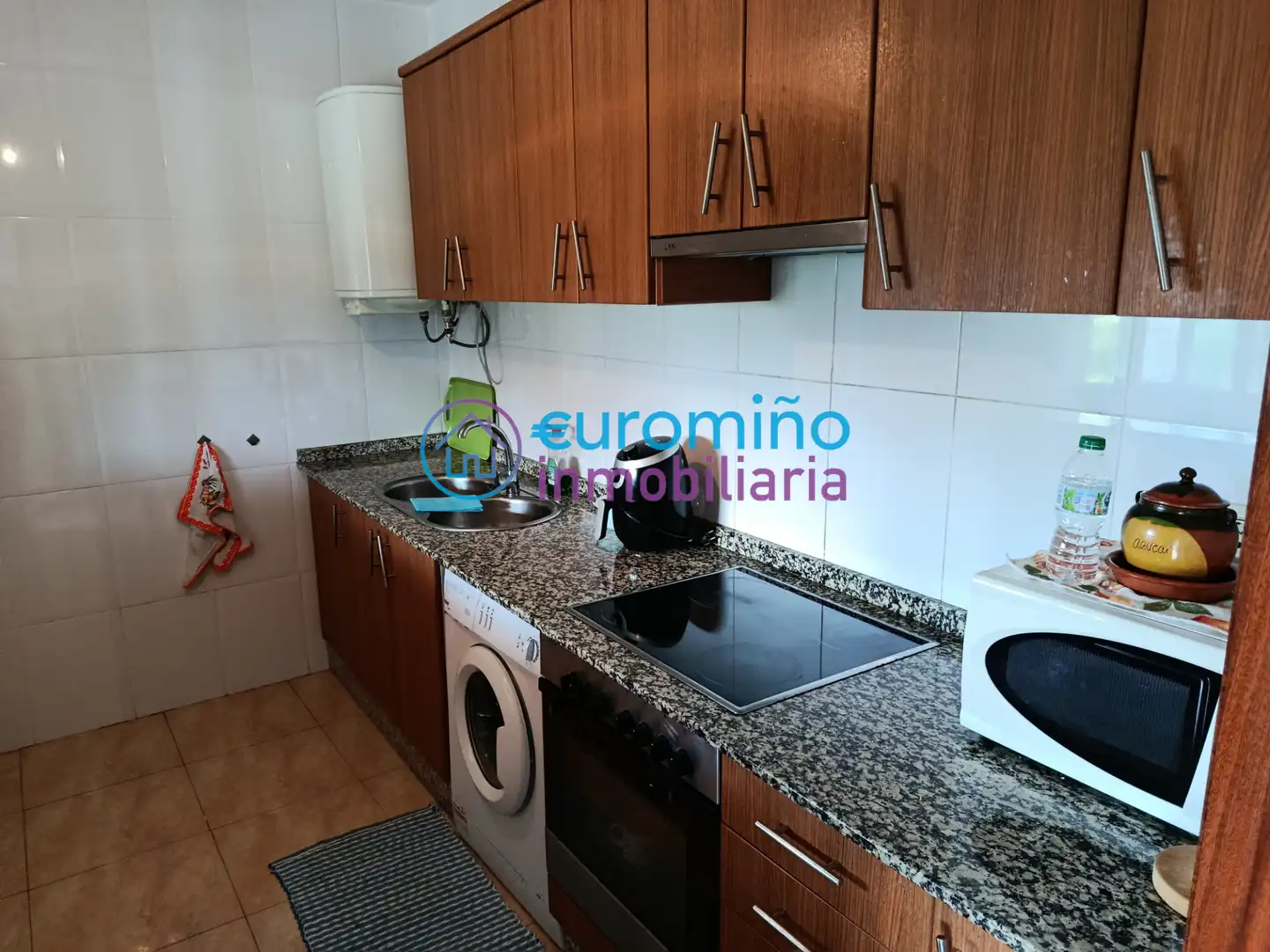 Cocina de Casa o chalet en venta en Salvaterra de Miño con Jardín privado, Terraza y Trastero