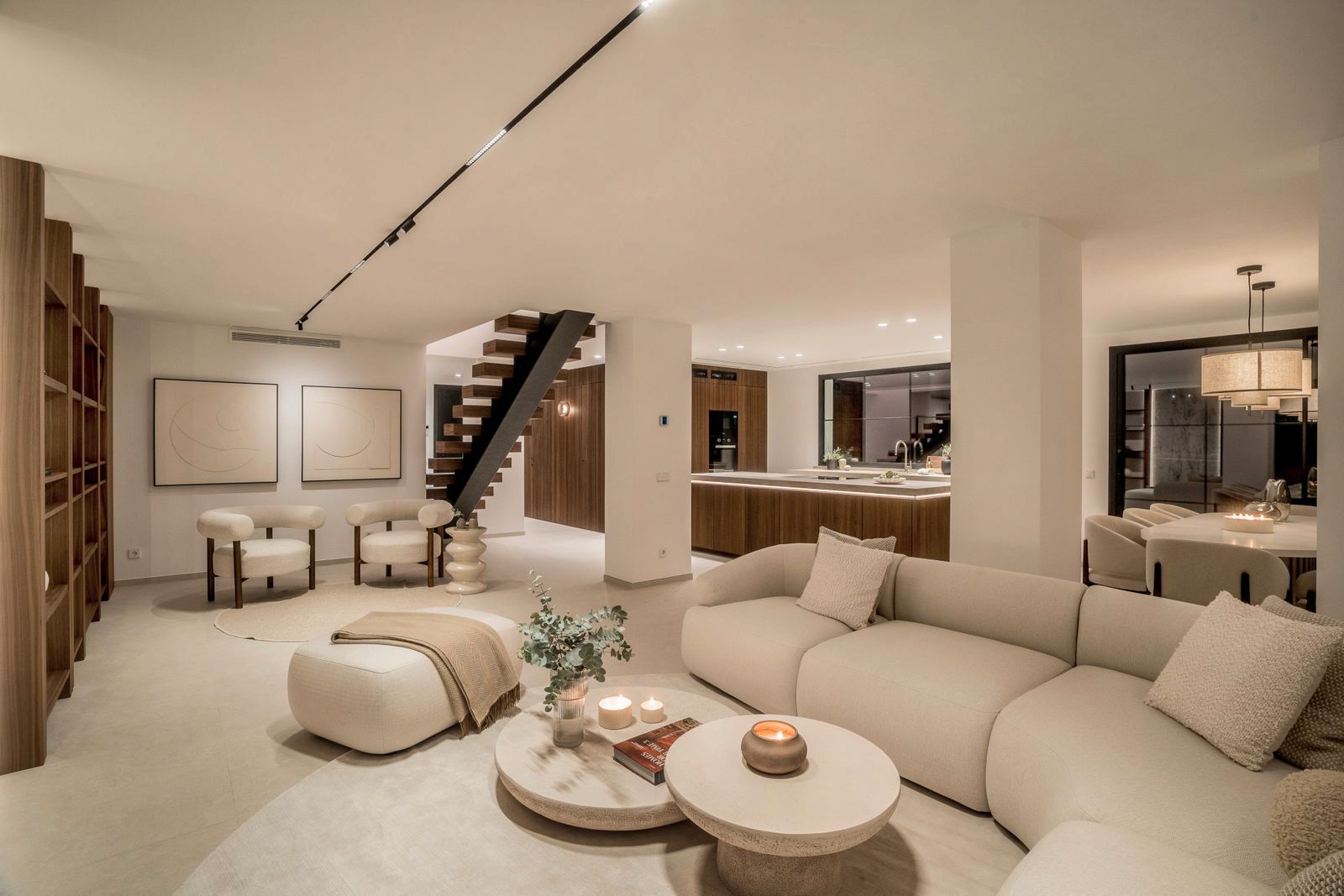 Living room of Single-family semi-detached for sale in Marbella  with Air Conditioner, Private garden and Terrace