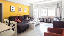 Living room of Flat to rent in  Madrid Capital  with Heating, Terrace and Furnished