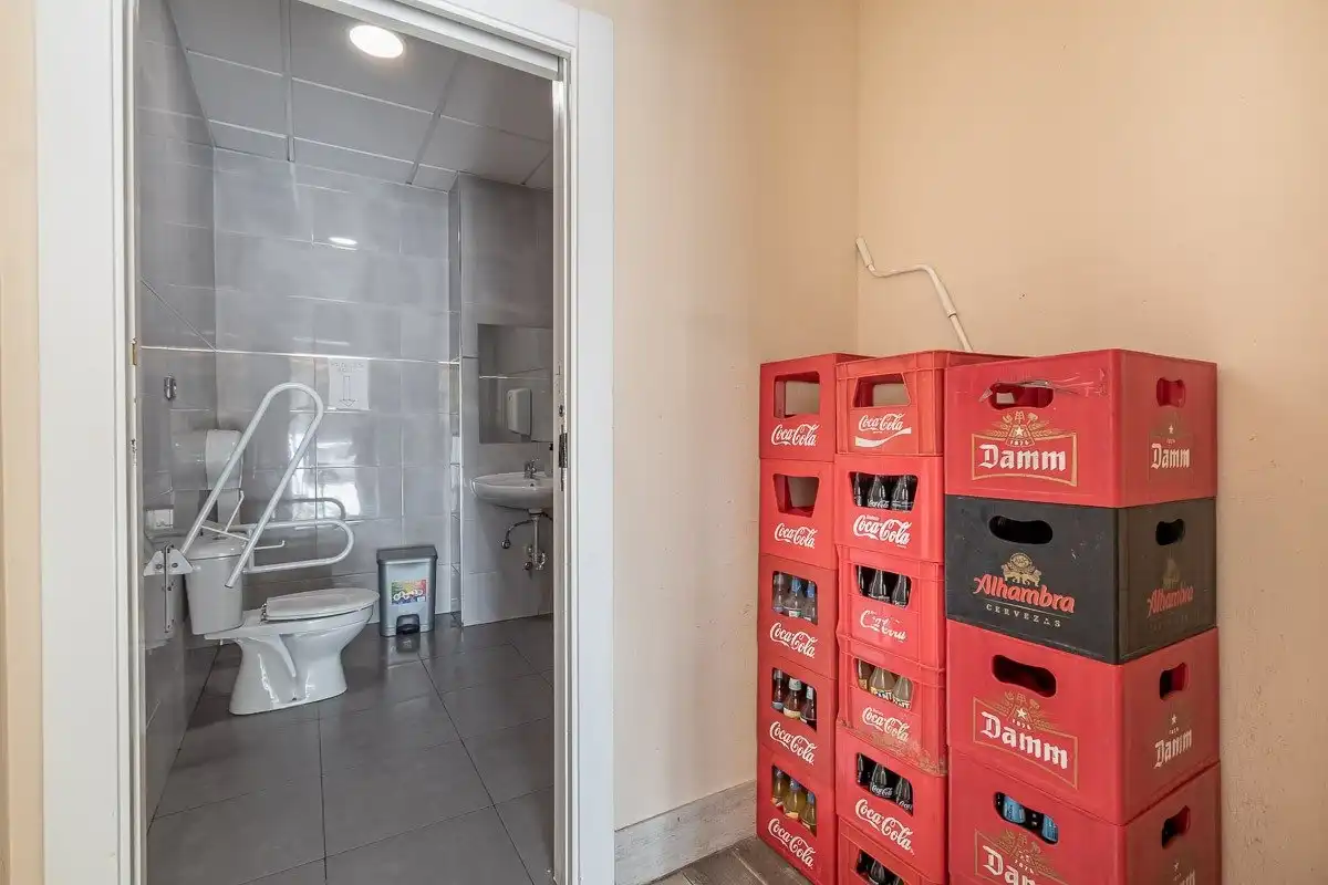 Bathroom of Commercial properties for sale in Granada  with Furnished