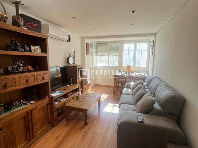 Piso en Venta en Reyes Católicos