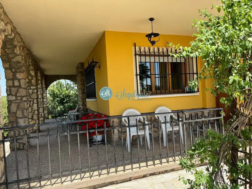 Vista exterior de Casa o chalet en venta en Valverde del Majano con Calefacción, Terraza y Trastero