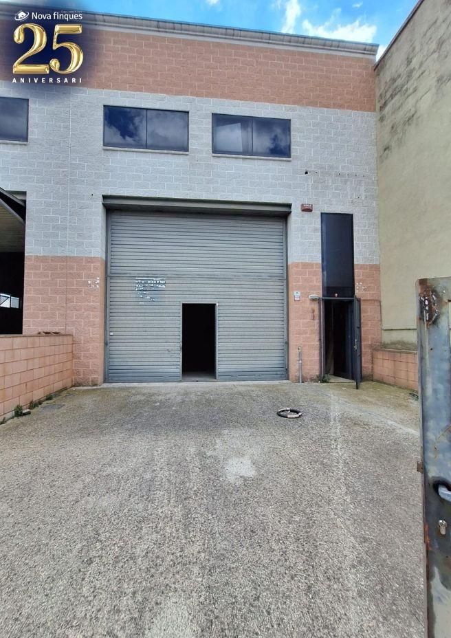 Exterior view of Industrial buildings for sale in Castellar del Vallès