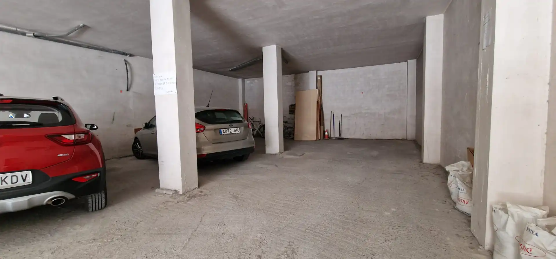 Local comercial en venda a Calle Luis de Góngora 9