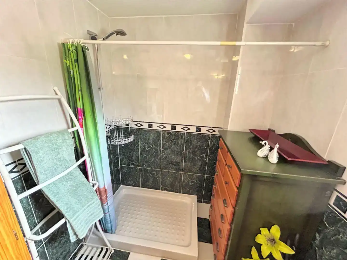 Bany de Casa adosada en venda en Orihuela amb Aire condicionat, Jardí privat i Piscina