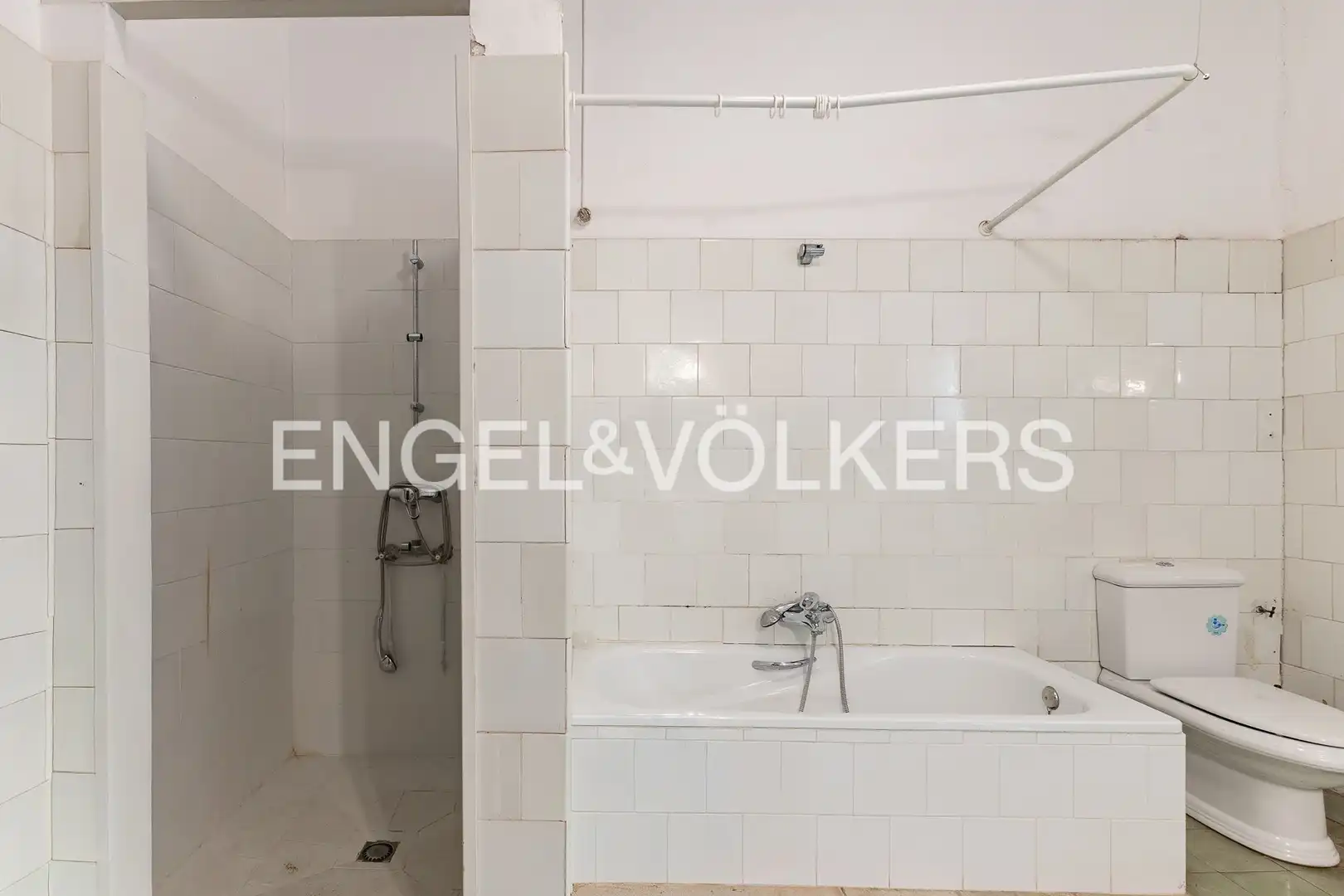 Bany de Casa o xalet en venda en Sant Andreu de Llavaneres amb Calefacció, Jardí privat i Terrassa
