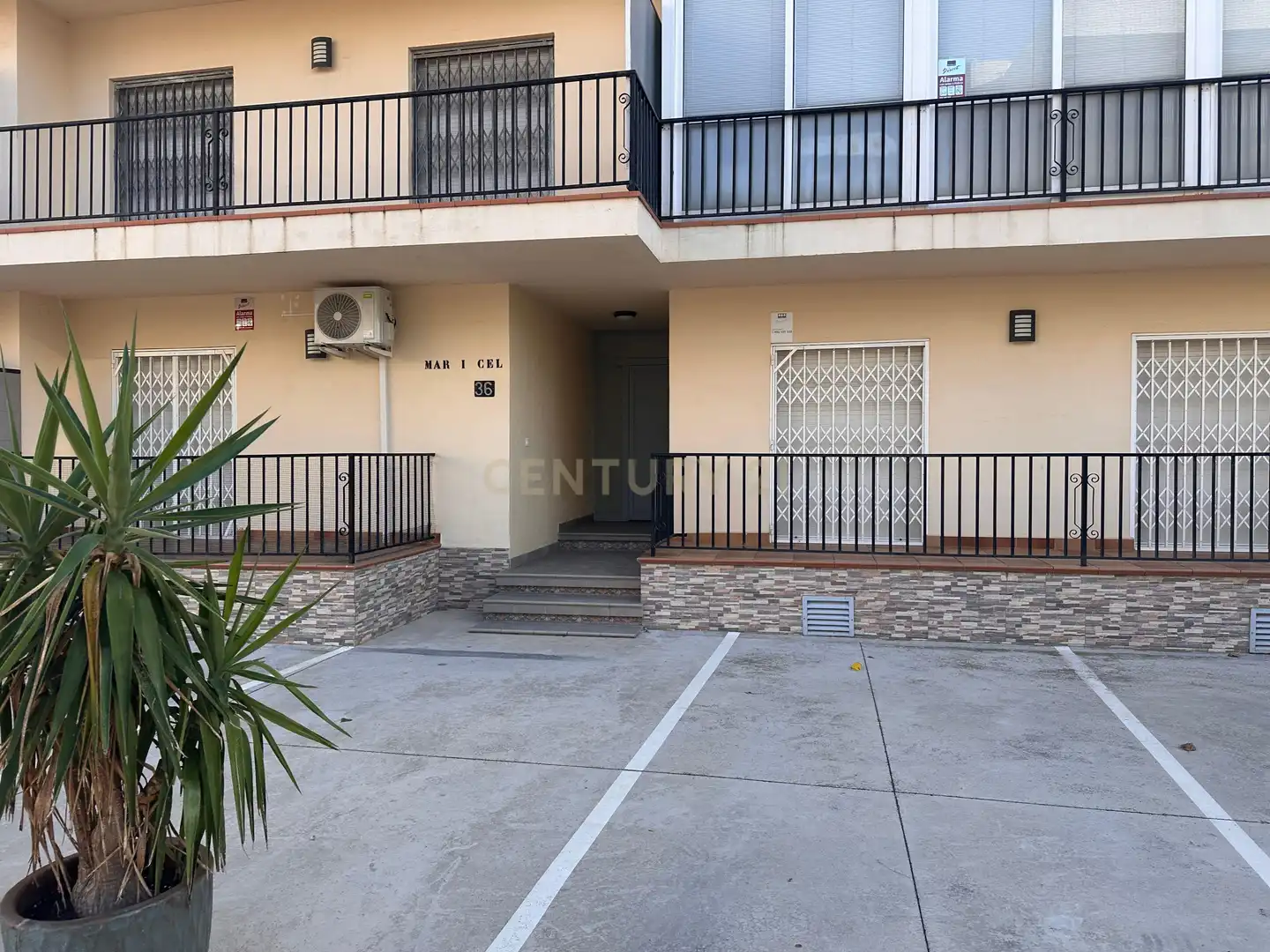 Vista exterior de Apartamento en venta en Roses con Balcón