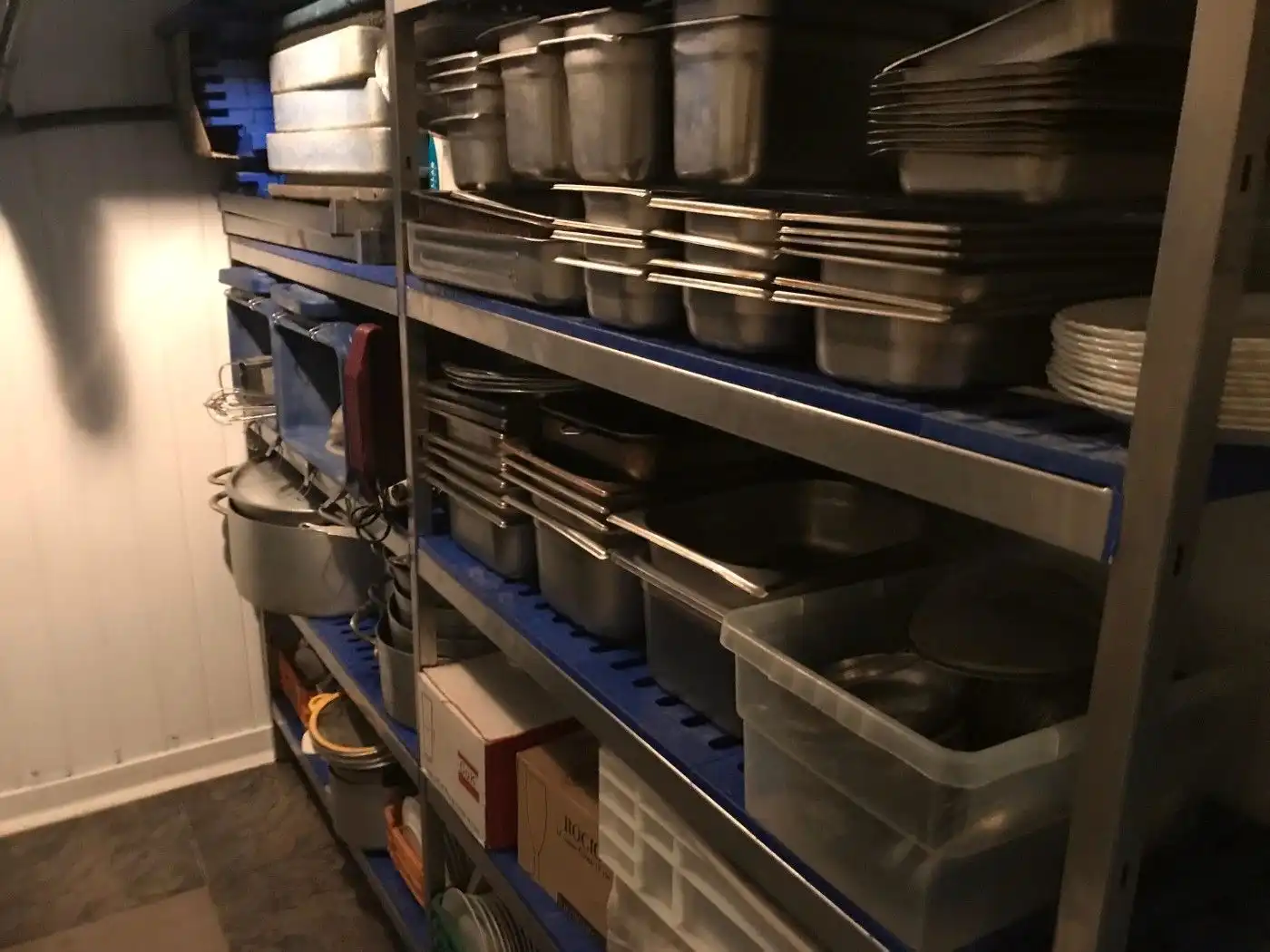Küche von Wohnung zum Verkauf in Pineda de Mar mit Klimaanlage und Heizung