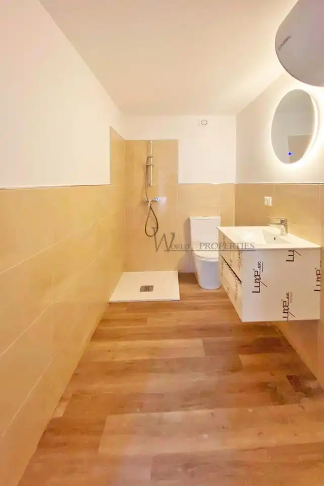 Apartament amb piscina en venda a Avenida Ernesto Sarti, imagen 6