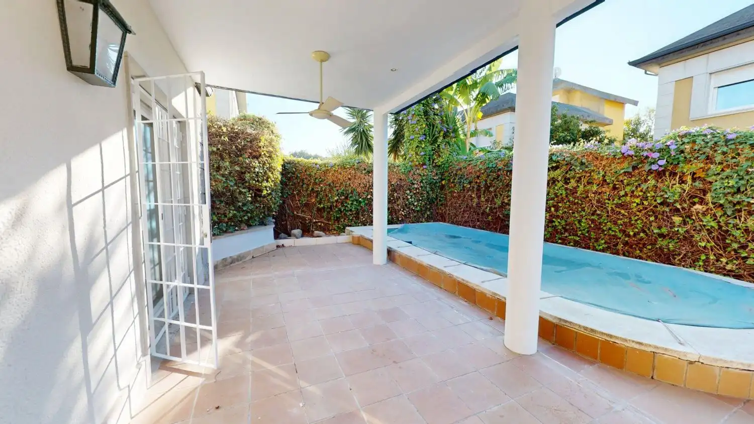 Terrassa de Casa o xalet en venda en Bellavista - La Palmera