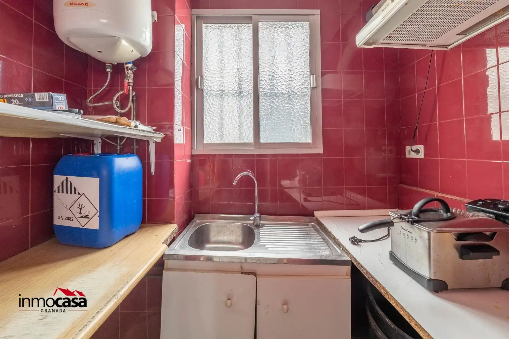 Cocina de Edificio en venta en Dehesas Viejas