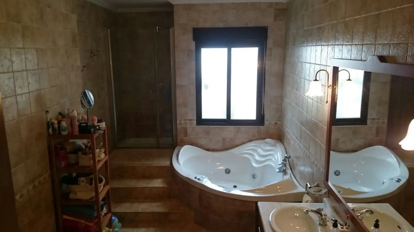 Bany de Casa o xalet en venda en Cartagena amb Aire condicionat, Calefacció i Terrassa