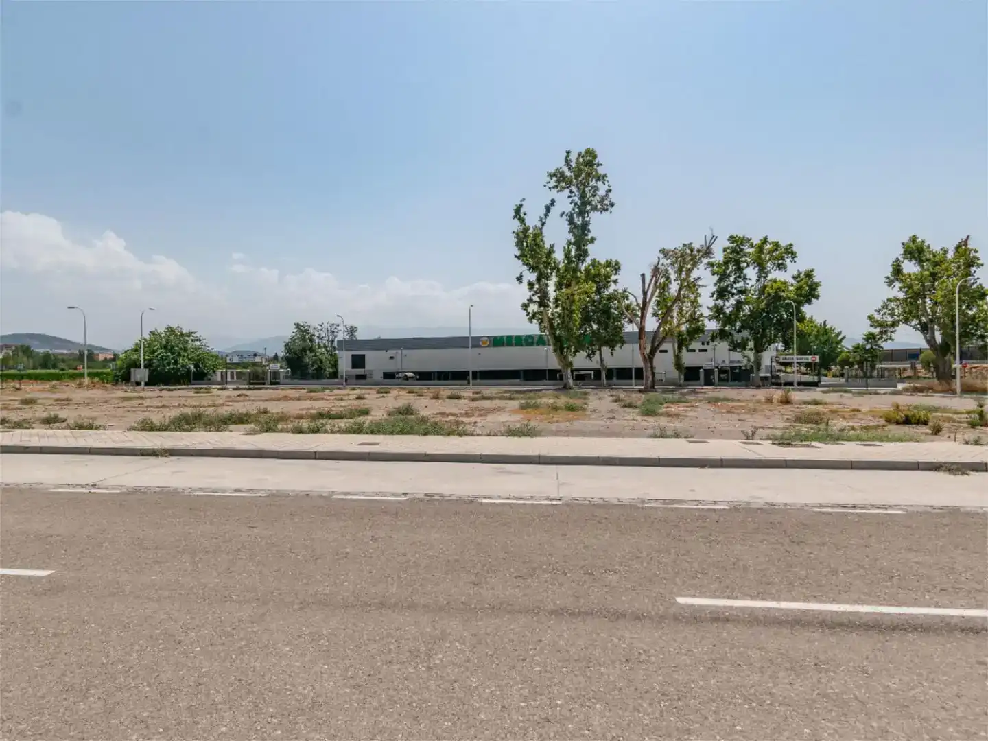 Vista exterior de Piso en venta en Granada con Jardín privado y Piscina