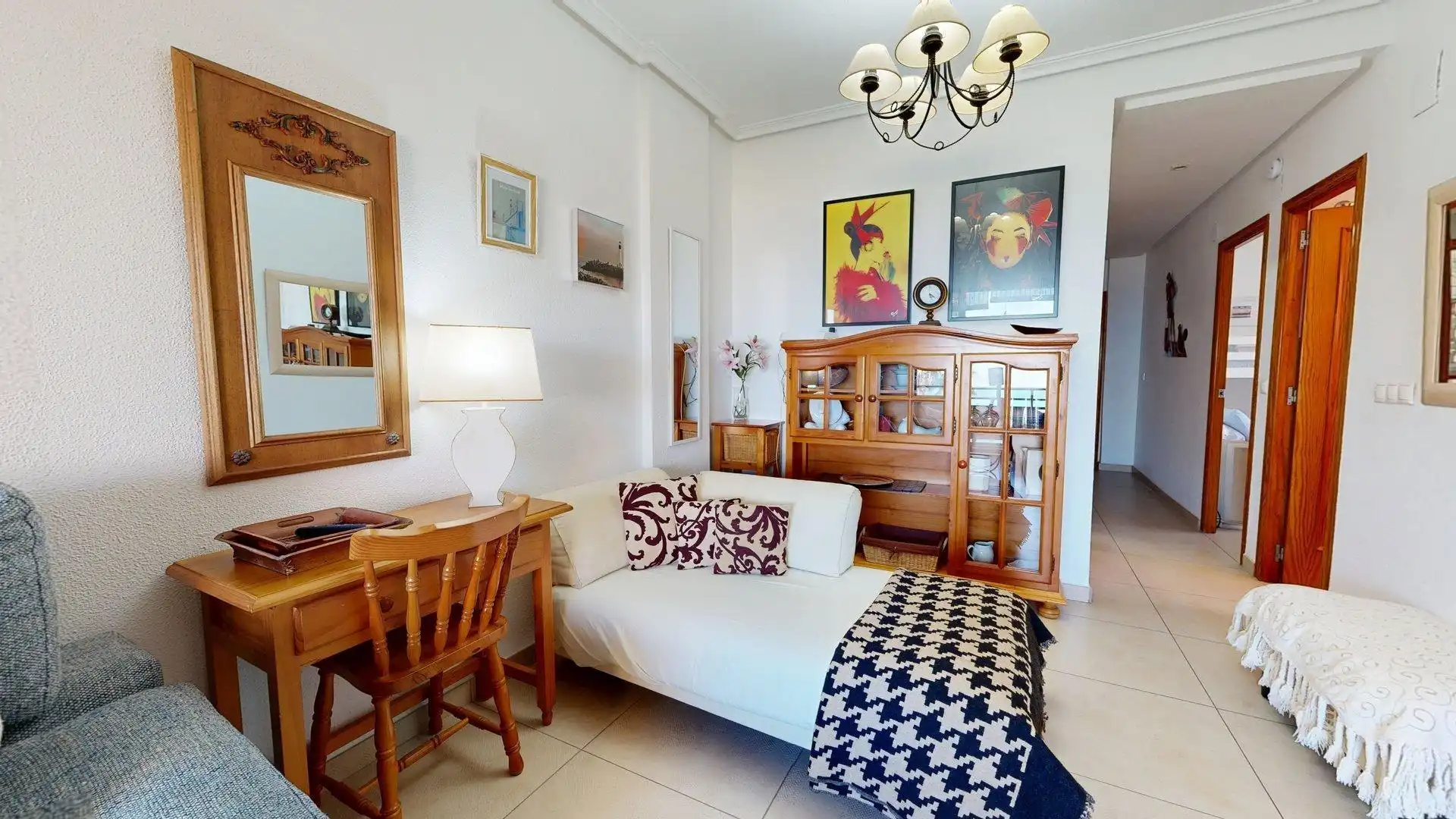 Sala d'estar de Apartament de lloguer en Elche / Elx amb Calefacció, Jardí privat i Terrassa