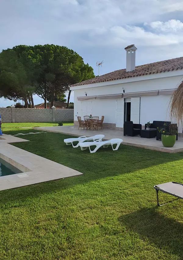 Jardín de Casa o chalet en venta en Chiclana de la Frontera con Aire acondicionado, Jardín privado y Trastero