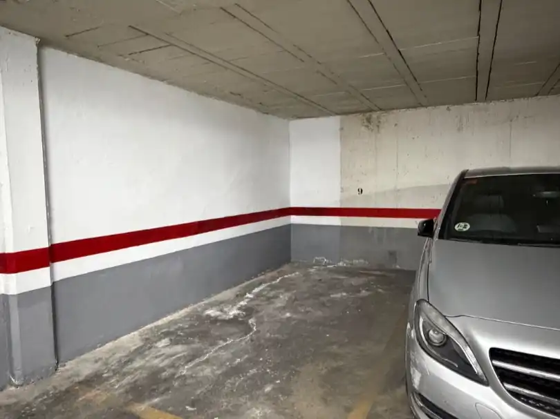 Aparcament de Garatge en venda en Sevilla