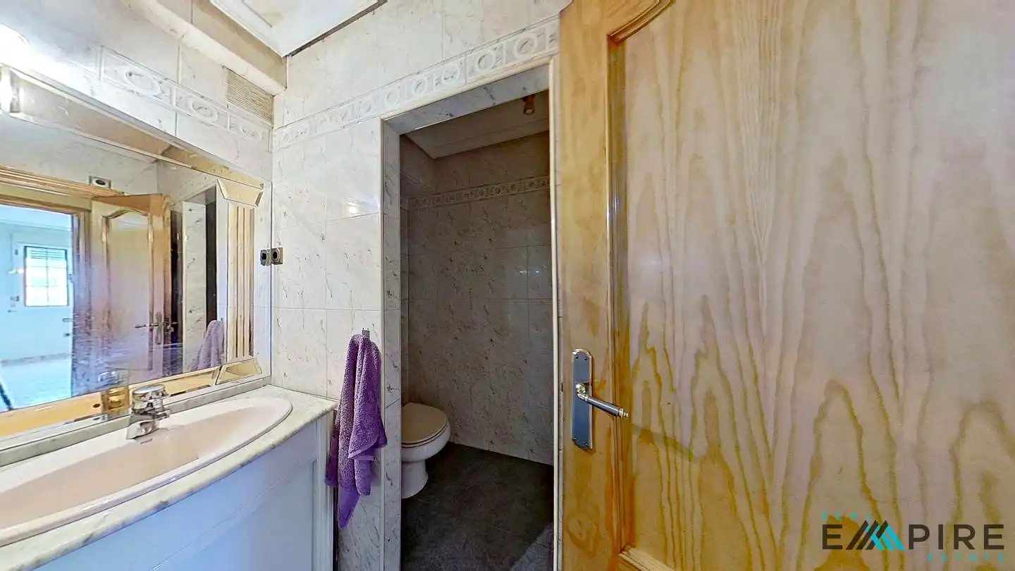 Baño de Casa o chalet en venta en Parla con Calefacción, Terraza y Amueblado