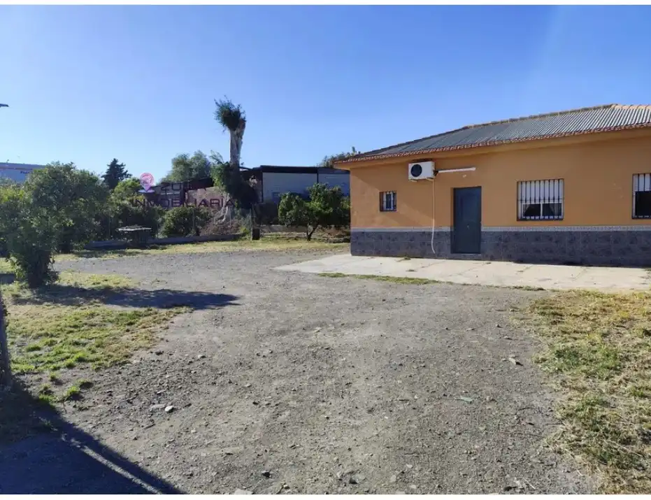 Vista exterior de Casa o chalet de alquiler en Cártama con Aire acondicionado, Calefacción y Jardín privado