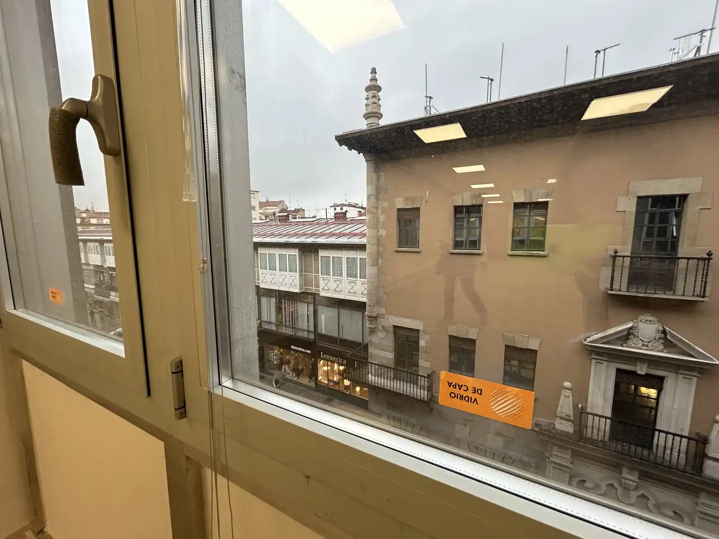 Büro zum Verkauf in General Alava Kalea, 10, Ensanche