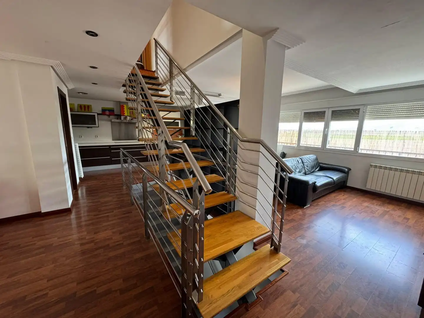 Casa adosada en venta en Poblete con Aire acondicionado, Calefacción y Jardín privado