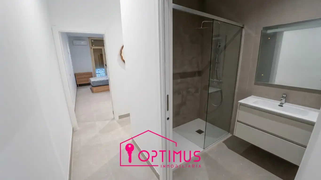 Bathroom of Flat for sale in Turís  with Air Conditioner, Furnished and Oven