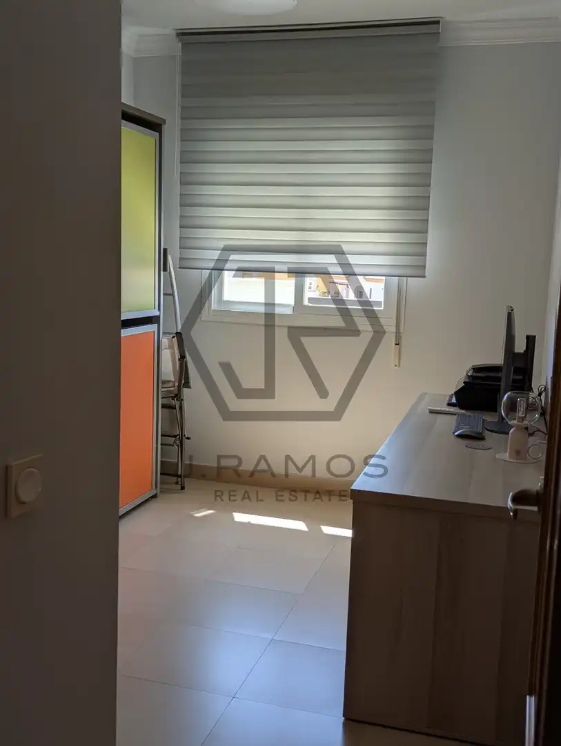 Àtic amb piscina en venda a de las palmeras, imagen 31