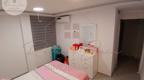 Foto 2 de Piso en venta en San Felipe - El Almendral - La Merced,  Jaén Capital