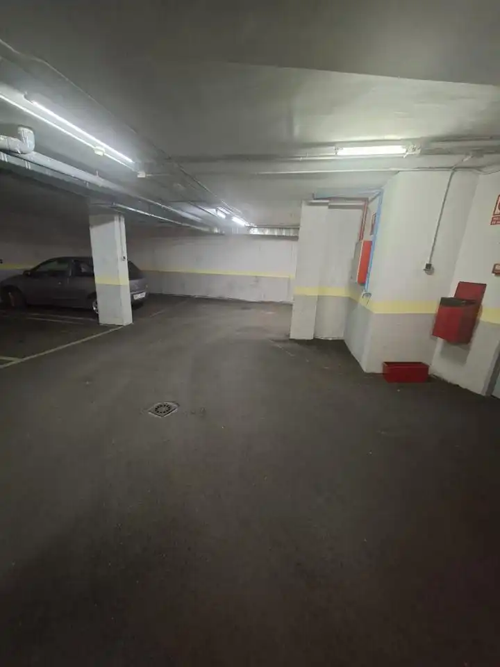 Aparcament de Garatge en venda en Madrid