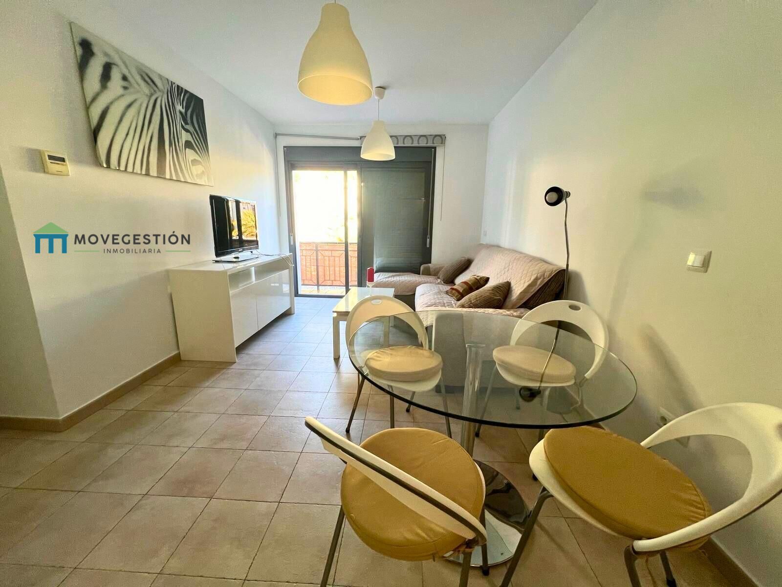 Sala d'estar de Pis en venda en Ubrique amb Aire condicionat, Traster i Balcó