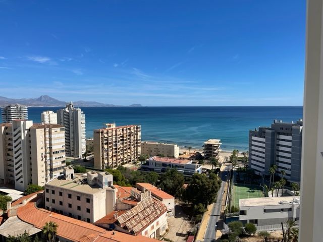 Vista exterior de Pis de lloguer en Alicante / Alacant amb Aire condicionat, Calefacció i Moblat