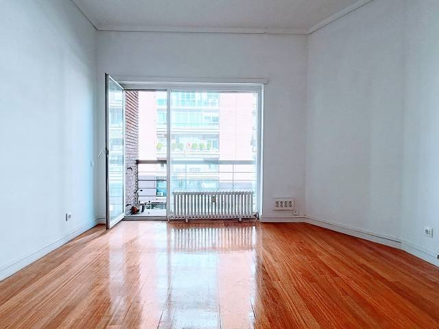 Piso en Alquiler en DE LA CASTELLANA en Castillejos - Cuzco