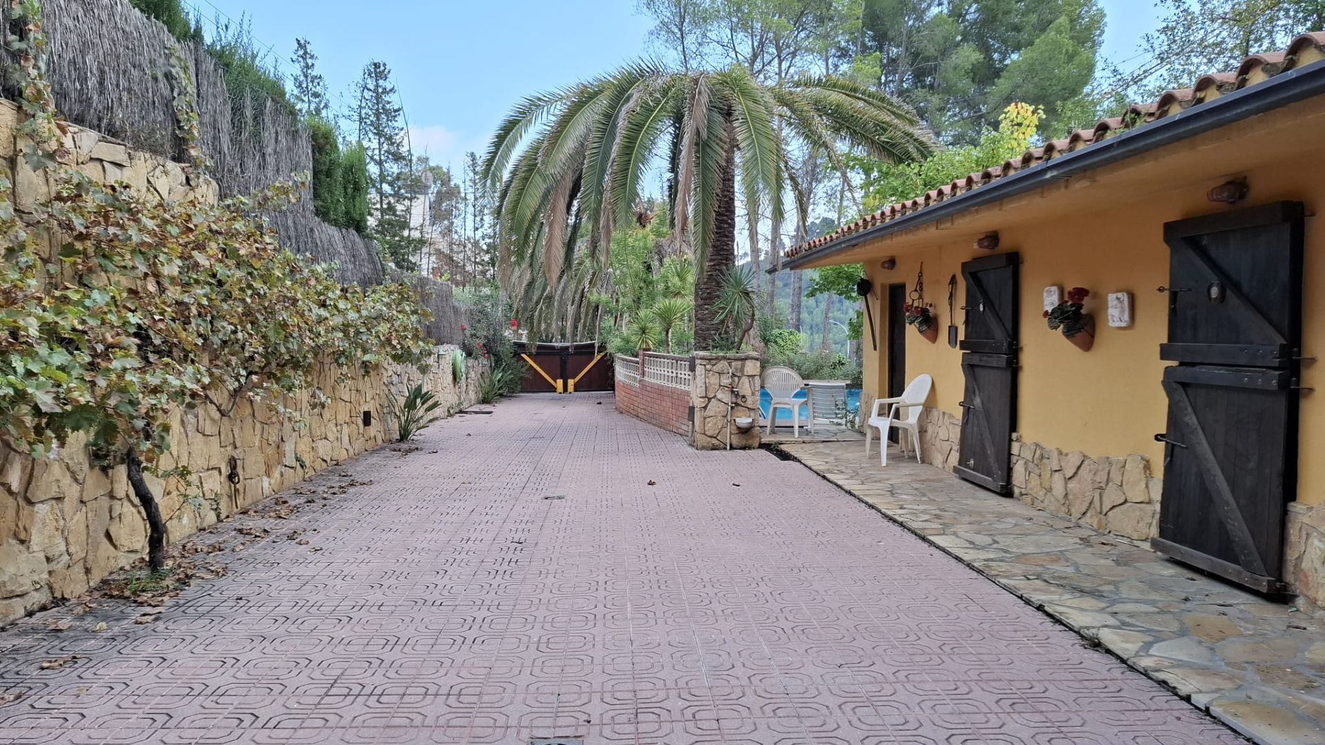 Exterior view of House or chalet for sale in Vallirana  with Heating, Private garden and Terrace