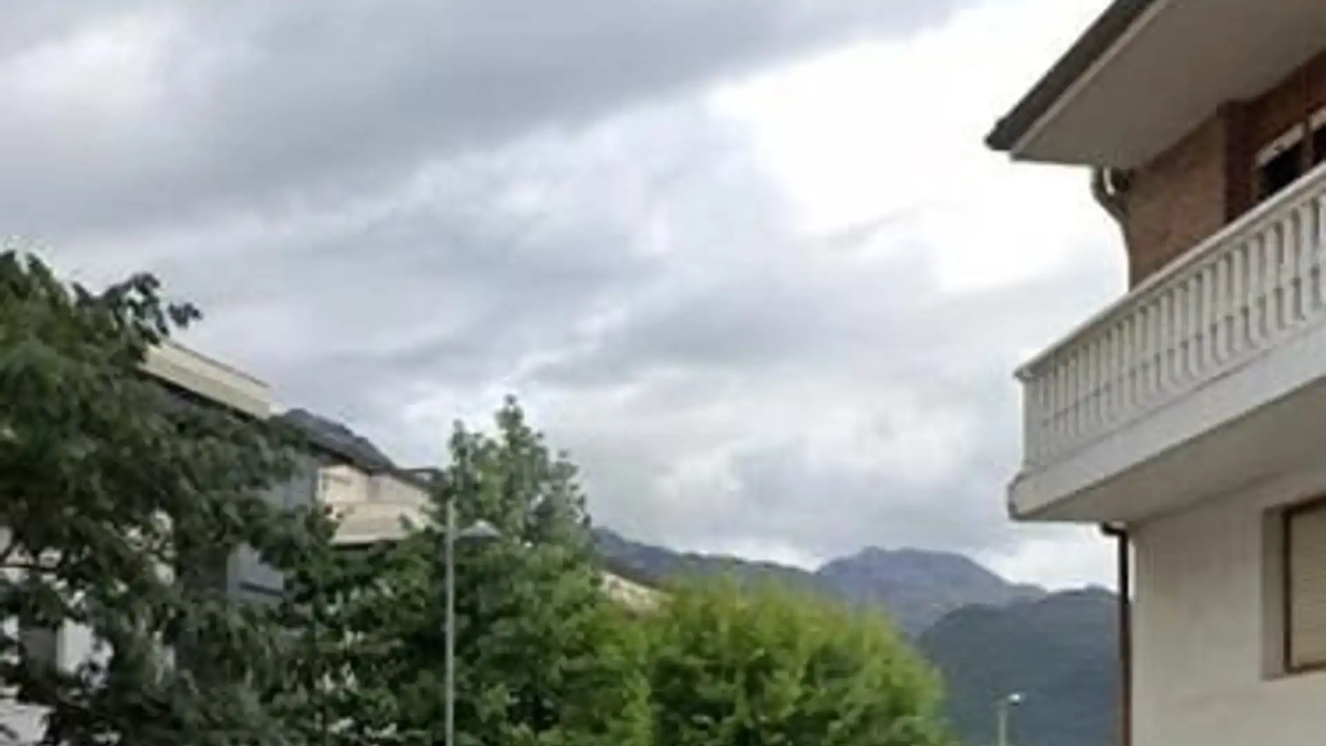 Vista exterior de Piso en venta en Ramales de la Victoria