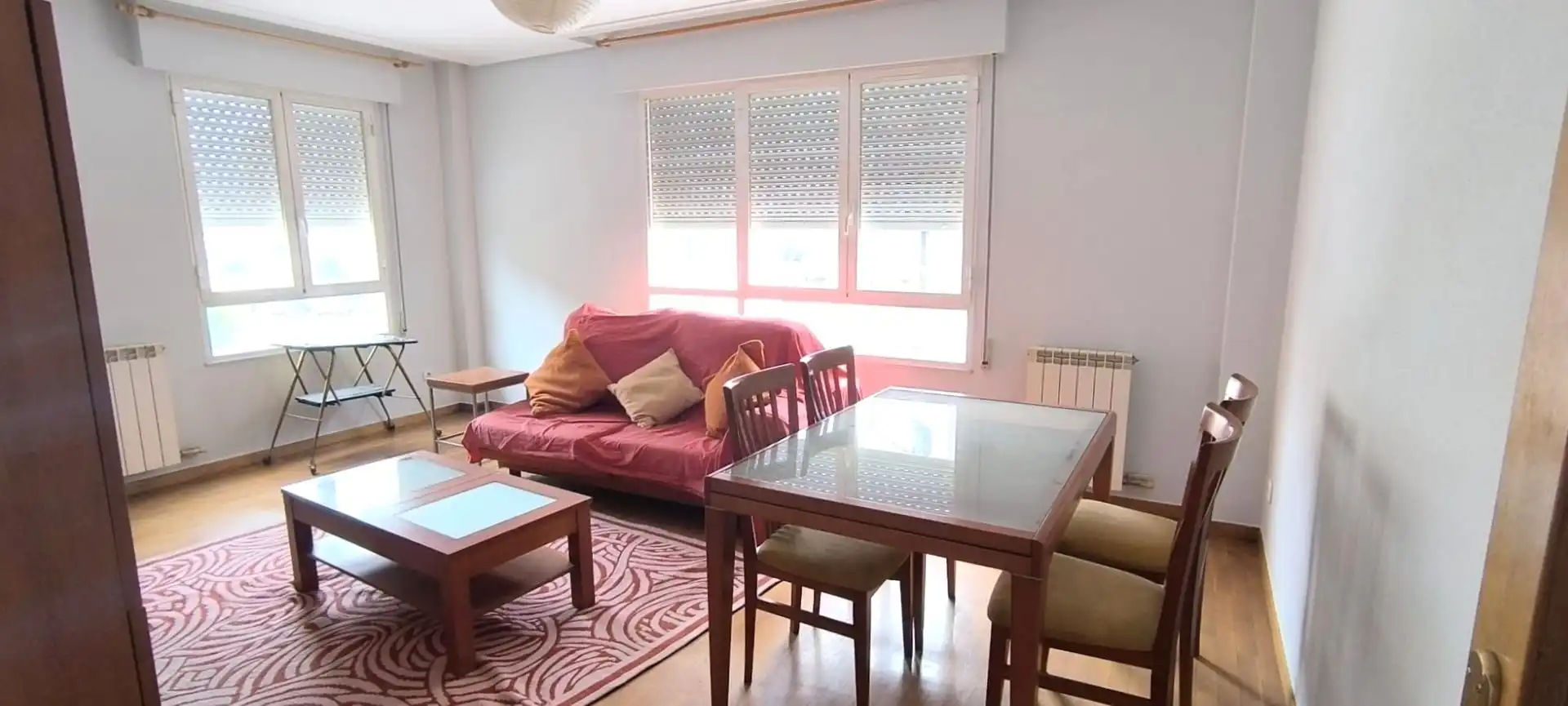 Wohnzimmer von Wohnungen zum Verkauf in Alberite mit Heizung, Terrasse und Abstellraum