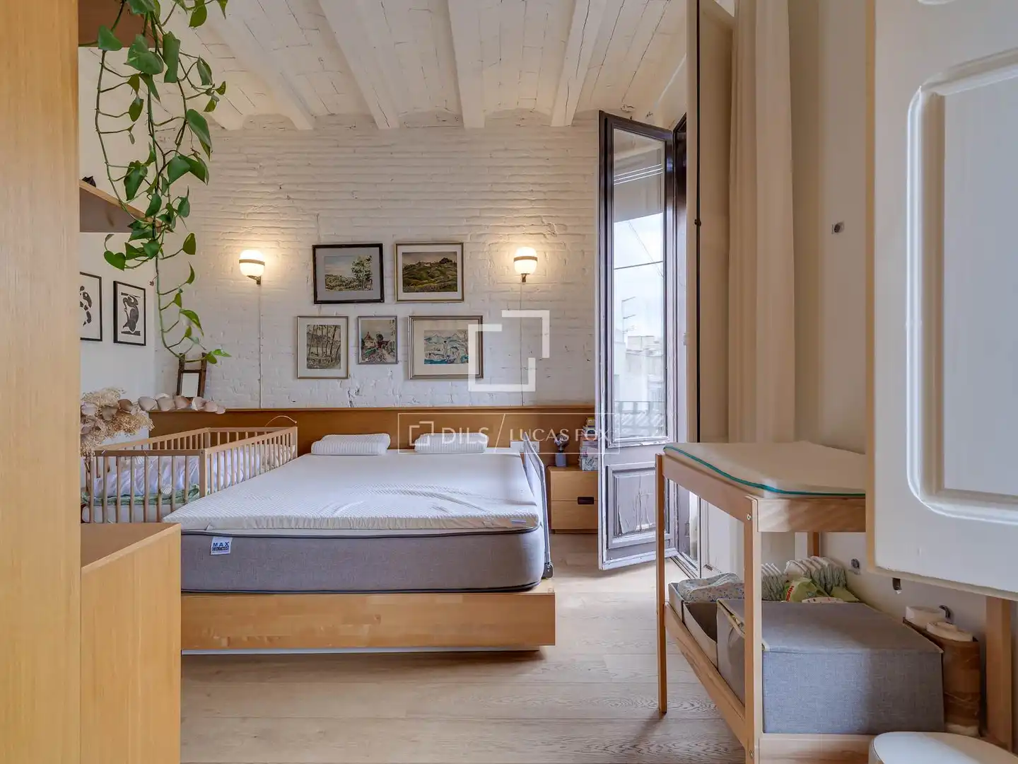 Schlafzimmer von Wohnung zum Verkauf in Barcelona mit Klimaanlage, Heizung und Parkett