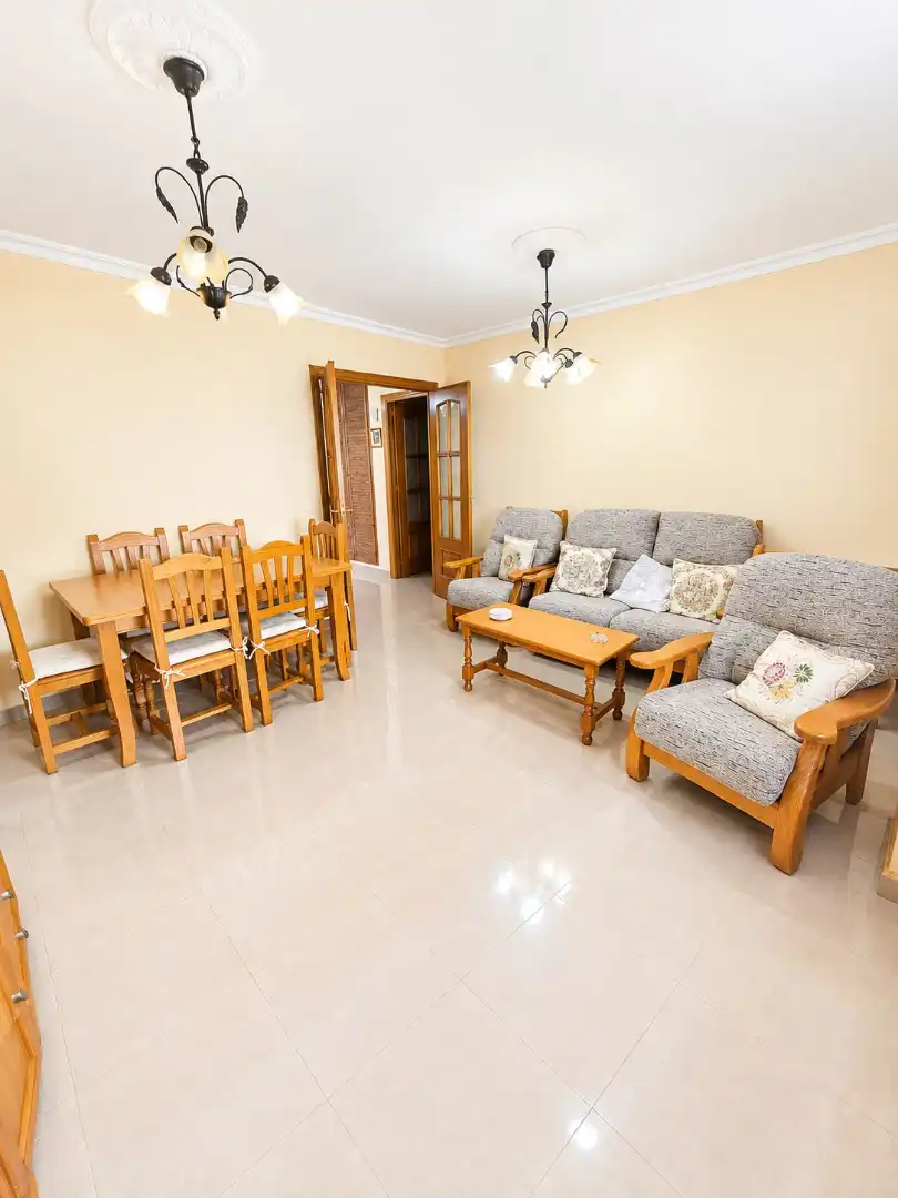 Sala de estar de Piso en venta en Gines con Aire acondicionado