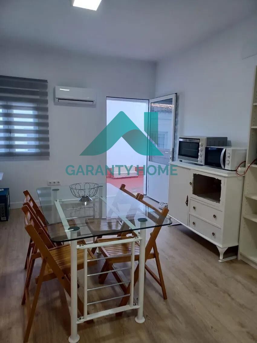 Exterior view of Flat for sale in Cáceres Capital  with Air Conditioner, Terrace and Furnished