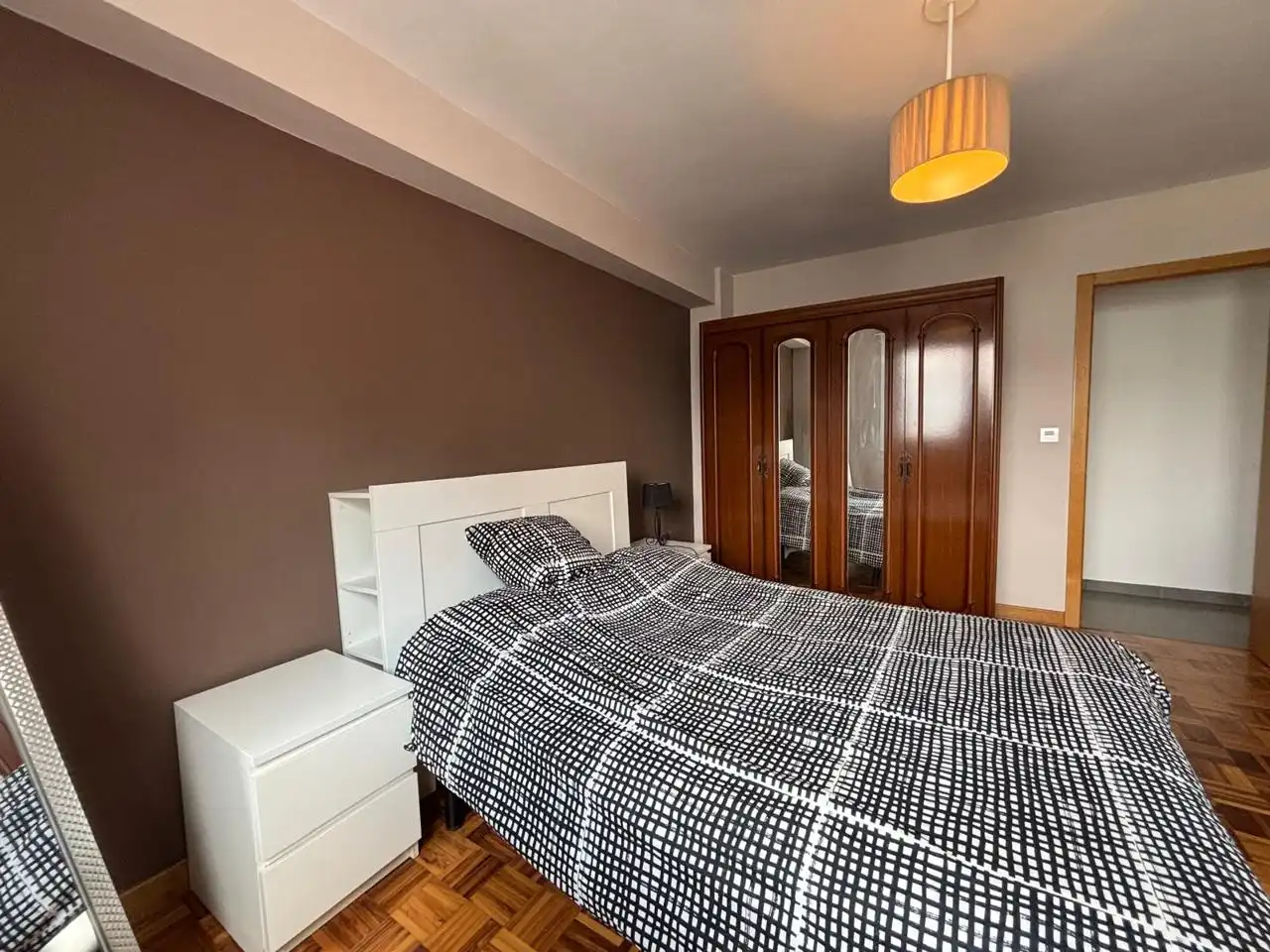 Schlafzimmer von Wohnung zur Miete in A Coruña Capital  mit Heizung