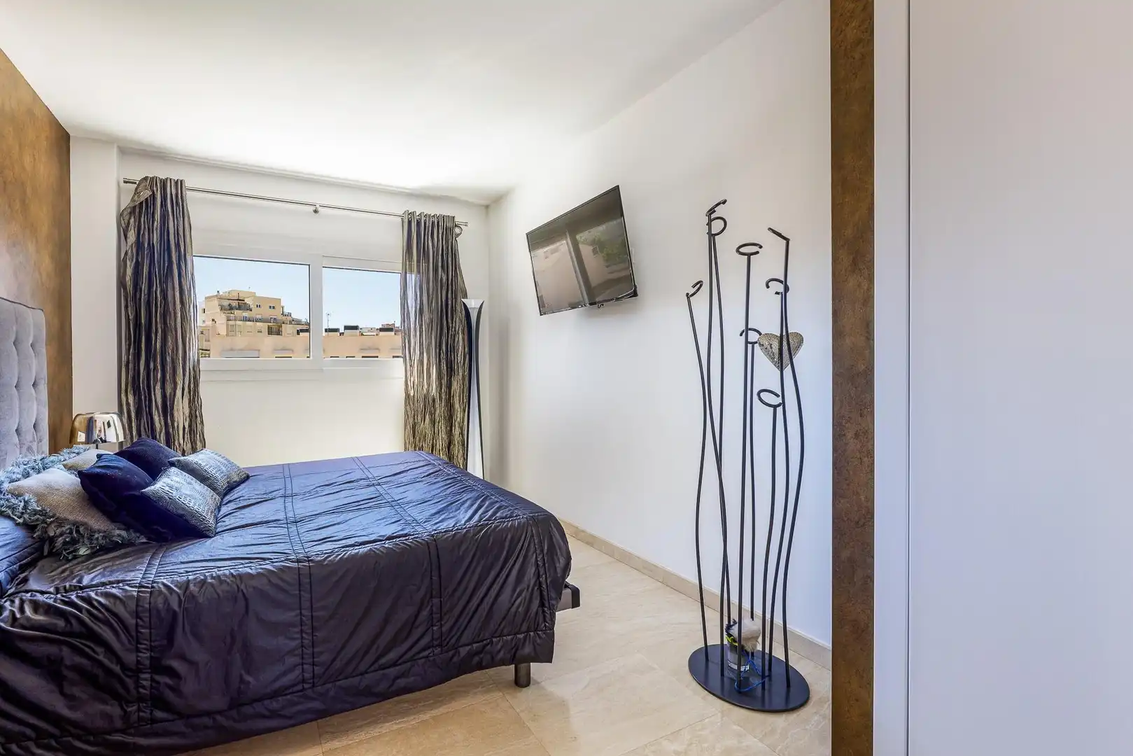 Schlafzimmer von Wohnung zum Verkauf in  Palma de Mallorca mit Klimaanlage, Heizung und Balkon
