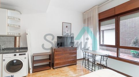 Foto 3 von Wohnung zur Miete in La Regenta, La Ería, Oviedo