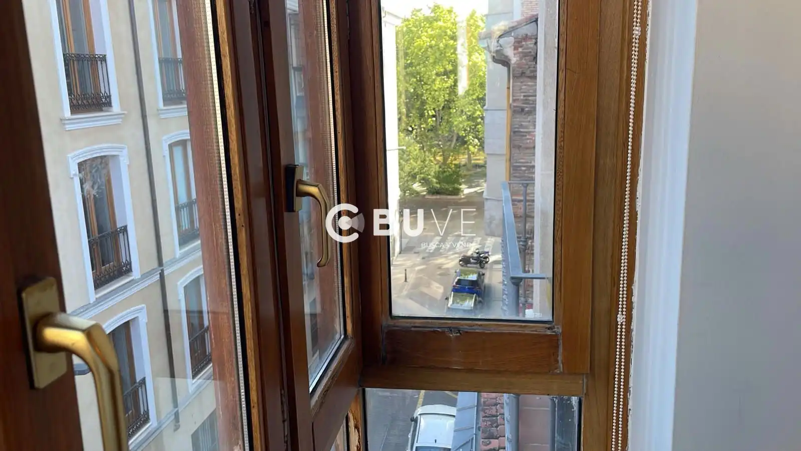 Vista exterior de Piso de alquiler en Valladolid con Calefacción, Terraza y Amueblado