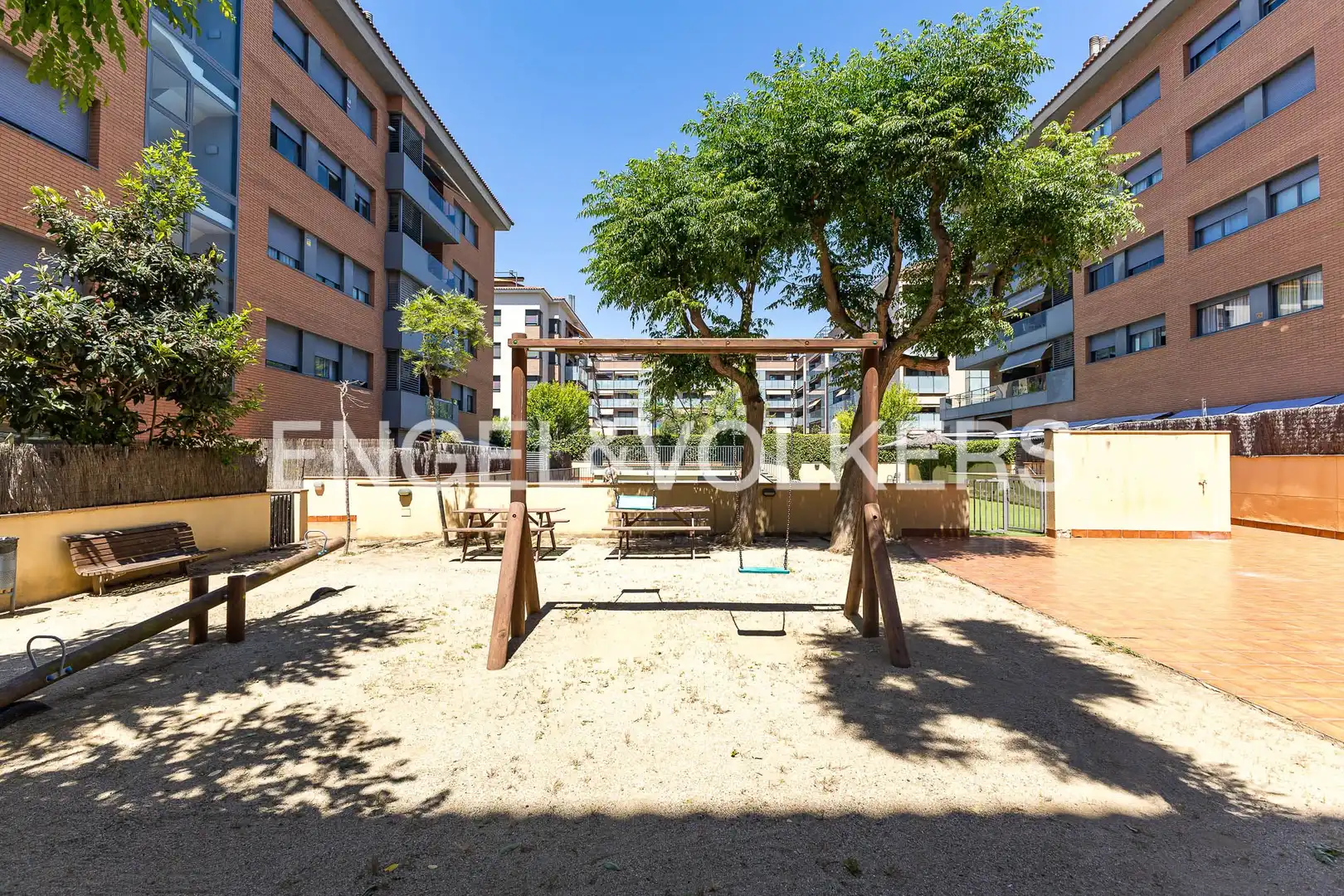Terrassa de Àtic en venda en Castelldefels amb Aire condicionat, Calefacció i Jardí privat